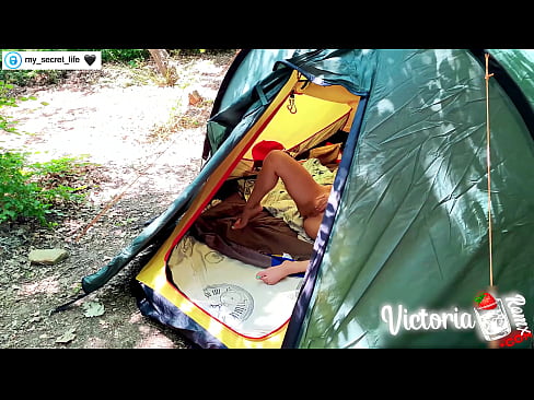 ❤️ Op kamera verfilm Passievolle ruk vreemdeling in 'n tent Pornovideo op af.milfnut-net.ru ❌️
